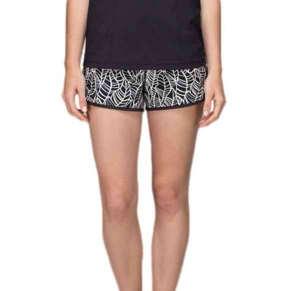 Lululemon Run: Speed Short *2-way Stretch Pretty Palm Black Angel Wing / Black - Picture 7 of 10
